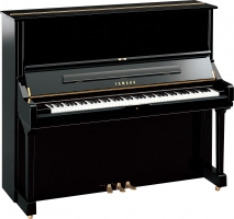 Yamaha U serie