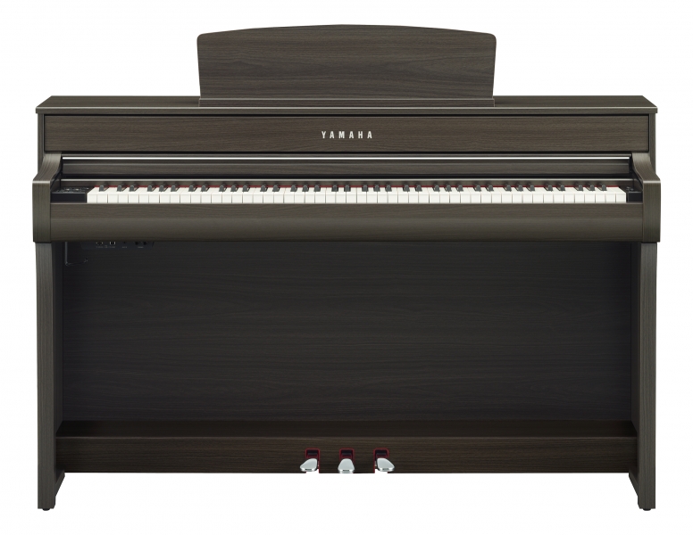 Yamaha CLP-745