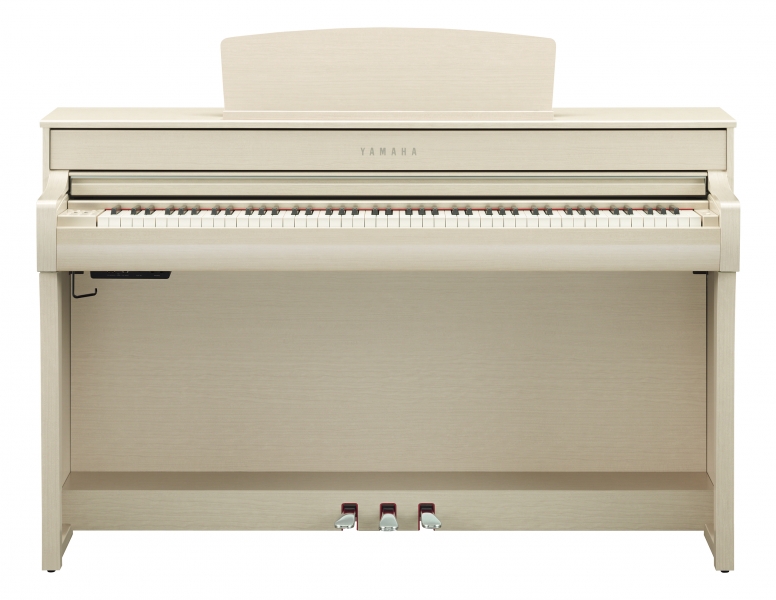 Yamaha CLP-745