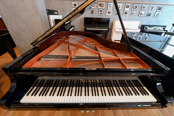 Pianosalon Machart PIANA, s.r.o.
