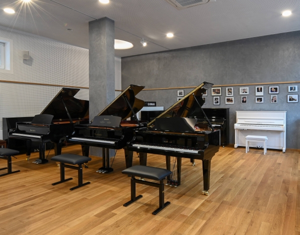 Pianosalon Machart PIANA, s.r.o.